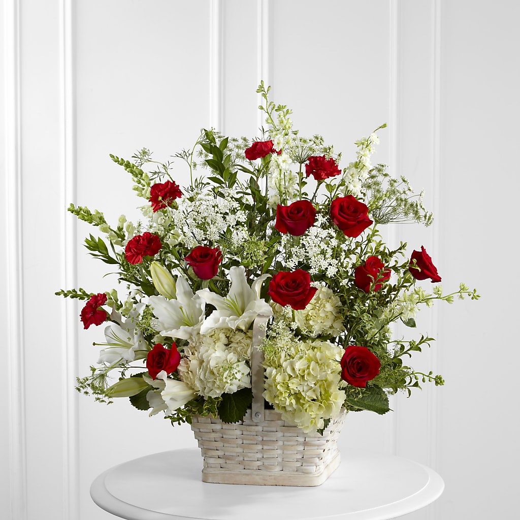 In Loving Memory Arrangement – Kay Penny Florist, Hamilton ON