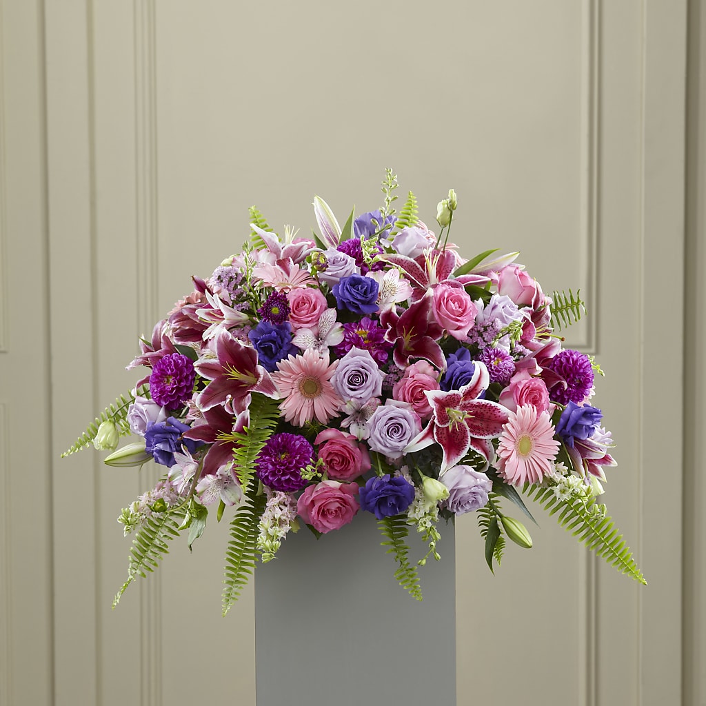 Fare Thee Well Pedestal – Kay Penny Florist, Hamilton ON