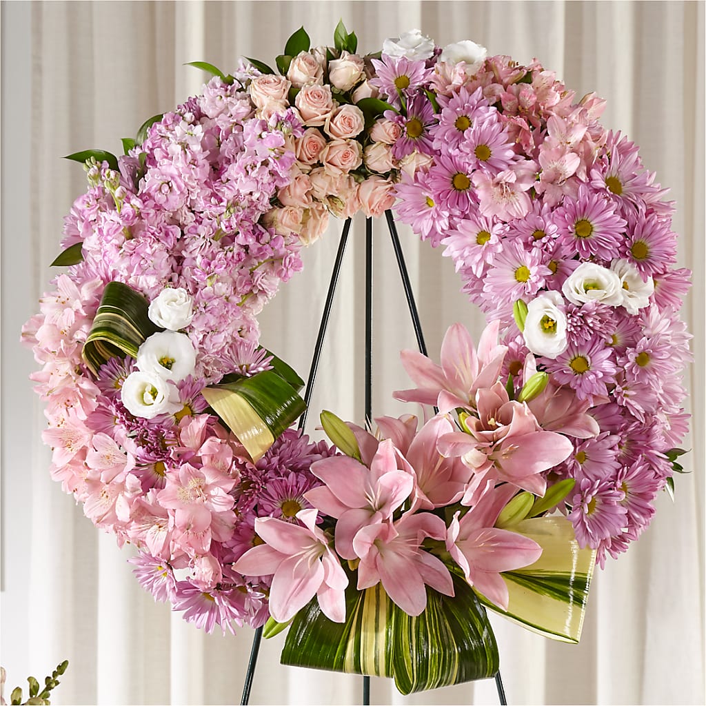 Gift of Warmth Wreath – Kay Penny Florist, Hamilton ON