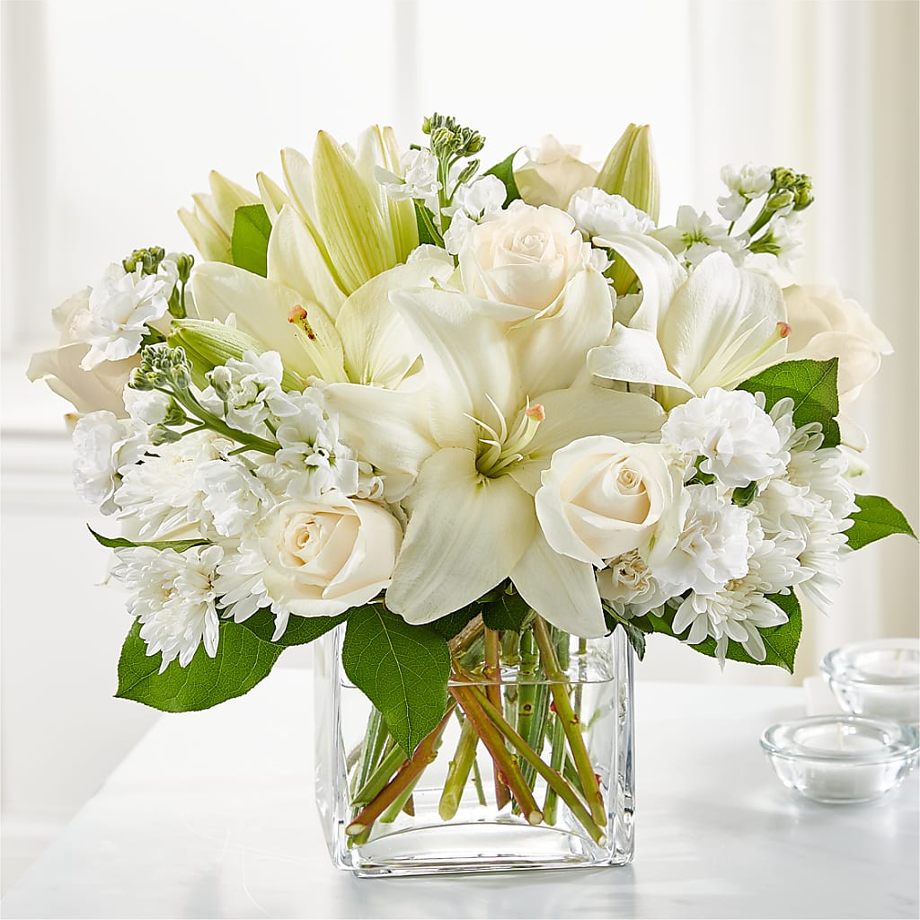 Gentle Breeze Bouquet – Kay Penny Florist, Hamilton ON