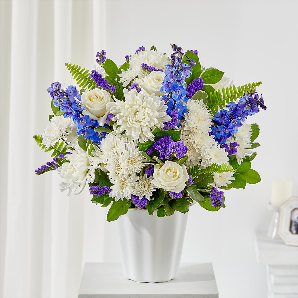 Hold Dear Tabletop Basket – Kay Penny Florist, Hamilton ON
