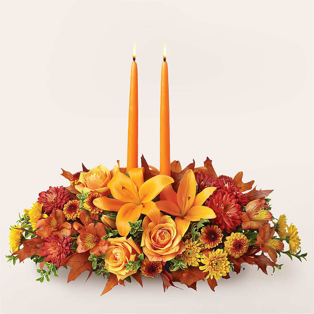 Traditions Centerpiece – Kay Penny Florist, Hamilton ON