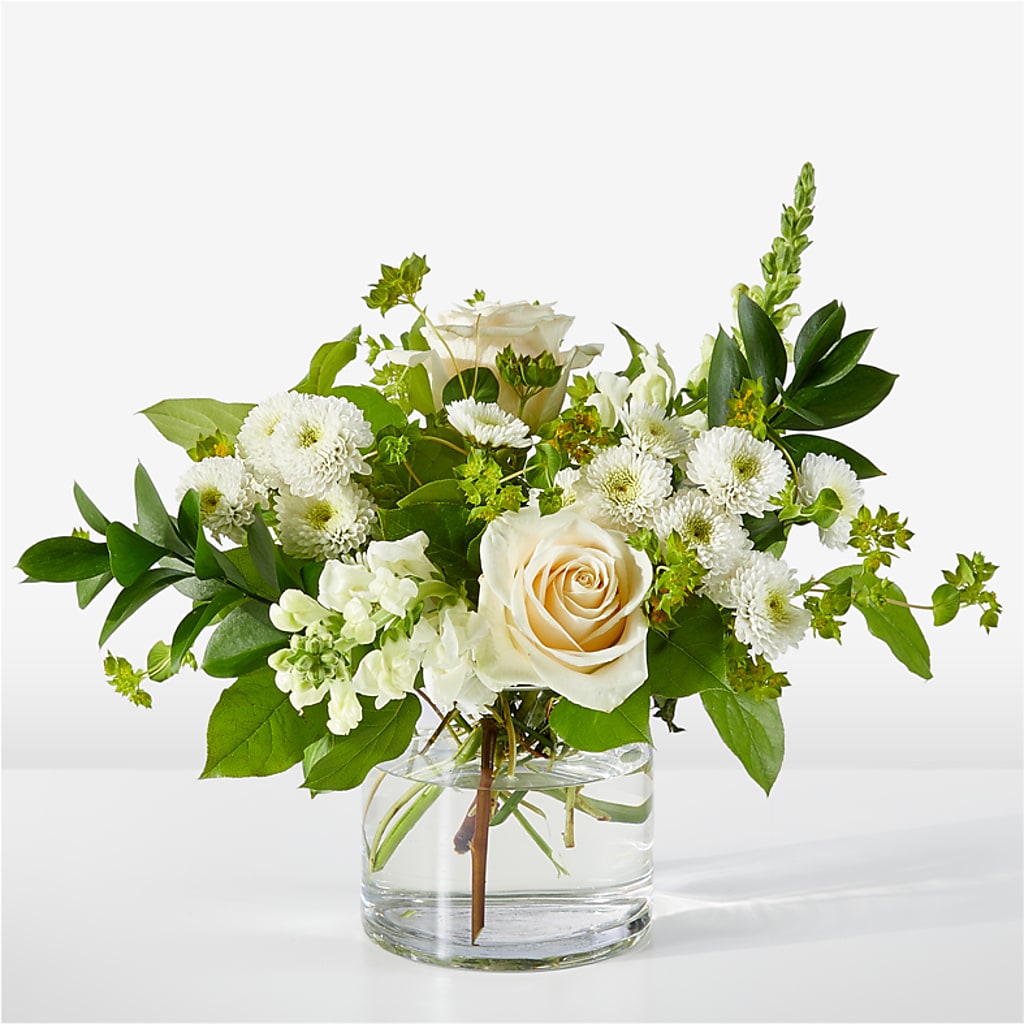 Hint of Vanilla Bouquet – Kay Penny Florist, Hamilton ON