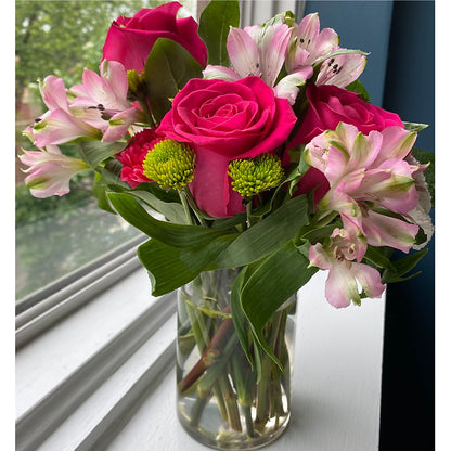 Sweet & Pretty Bouquet –  Kay Penny Florist, Hamilton ON