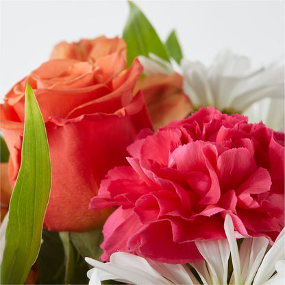 Oopsie Daisy Bouquet –  Kay Penny Florist, Hamilton ON