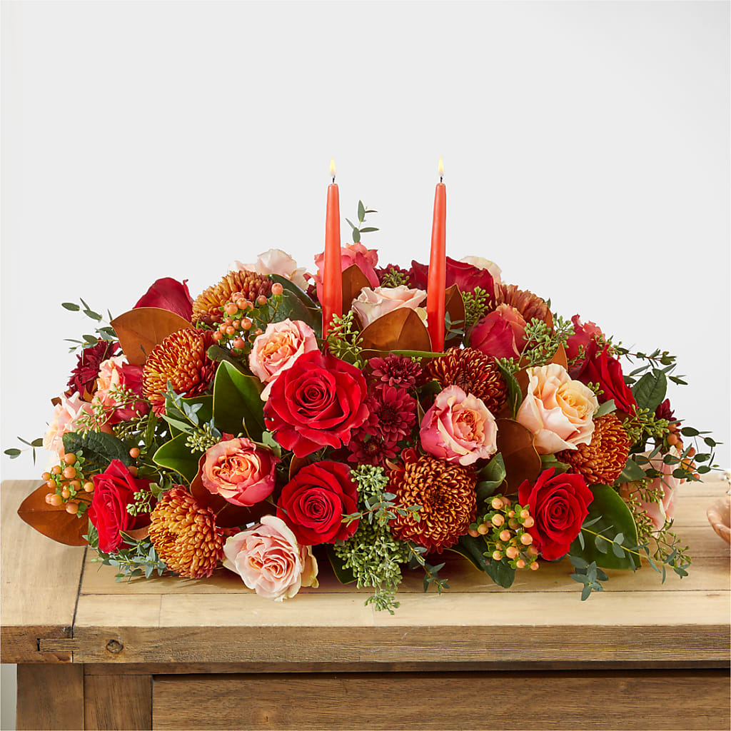 Gather Near Centerpiece –  Kay Penny Florist, Hamilton ON